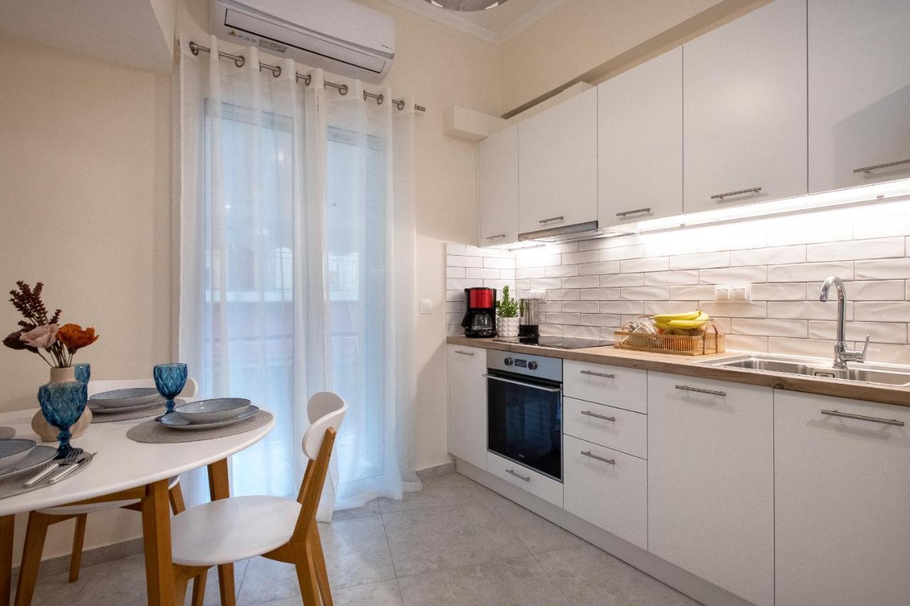 Helena'S Apartment In Corfu Town Екстер'єр фото